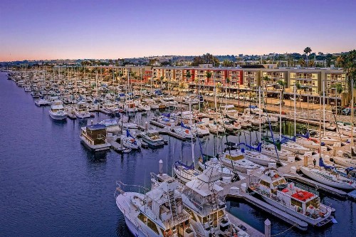Courtyard by Marriott Marina del Rey - image 7