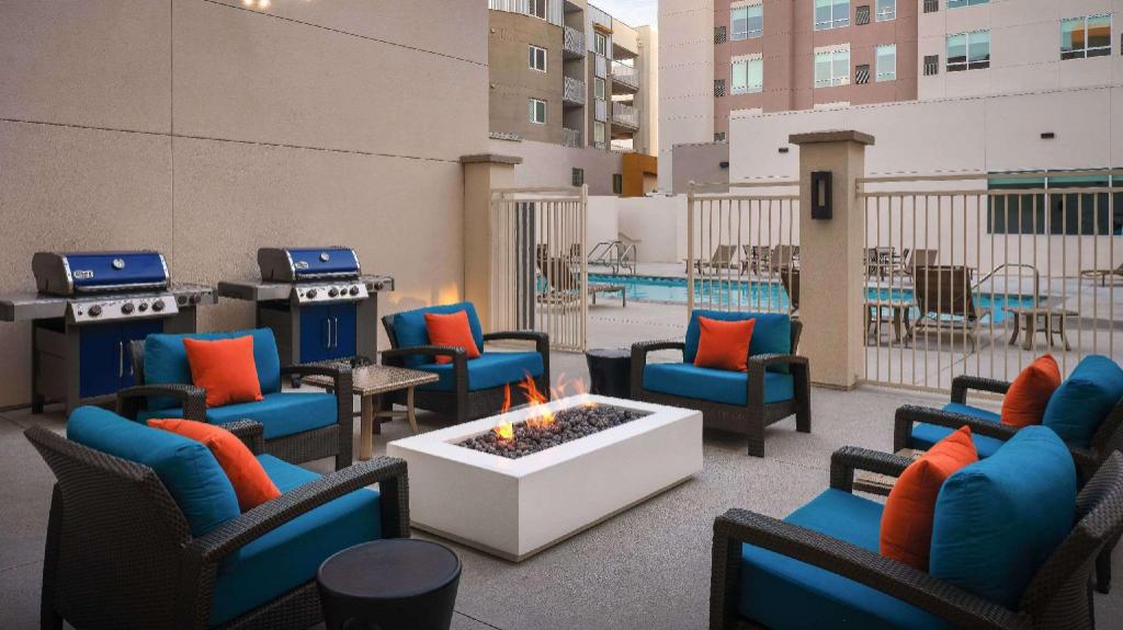 Hyatt House LA - University Medical Center - image 5