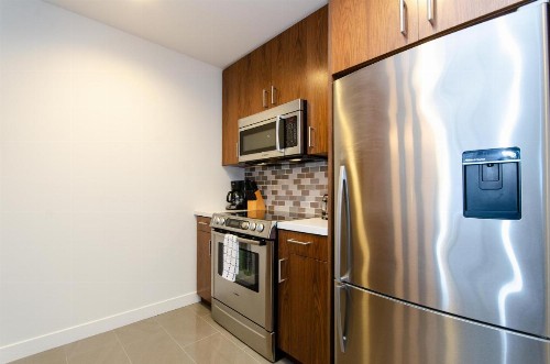 Cityscape Luxury Tower One Bedroom - image 17