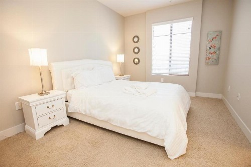 The Grove Penthouse 3 BDRM 3 BATH - image 9