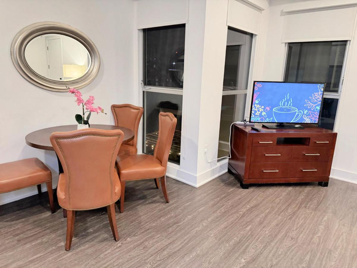 Dreaming Hollywood - All Suites Apartments - image 4