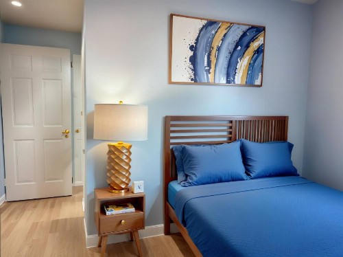 Hollywood Cosmopolitan Apartments - image 42