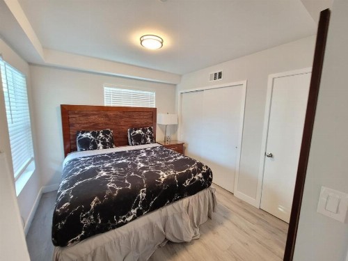 Hollywood Cosmopolitan Apartments - image 46