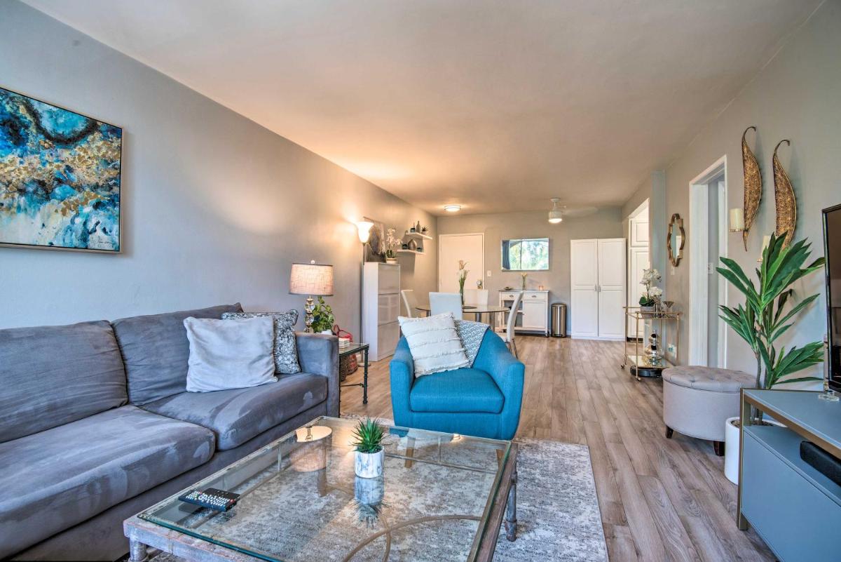 Chic Culver City Condo about 6 Miles to Venice Beach! - image 5