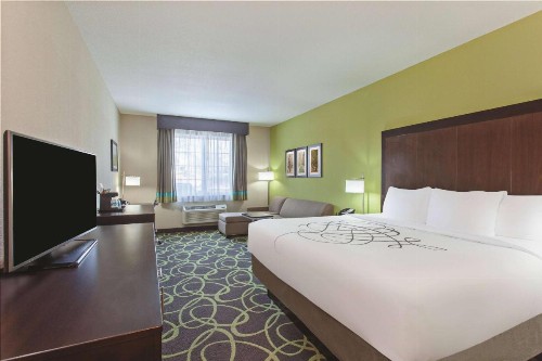 La Quinta by Wyndham Los Banos - image 11