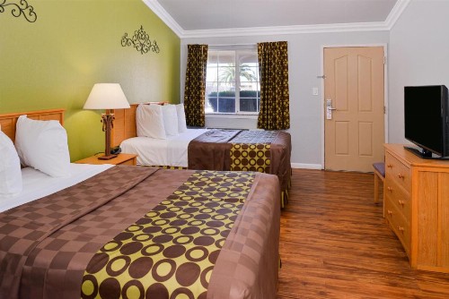 Americas Best Value Inn Los Banos - image 12