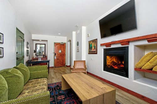 Hotel Los Gatos - image 33