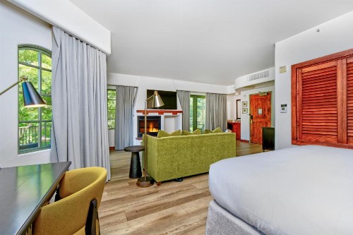 Hotel Los Gatos - image 35