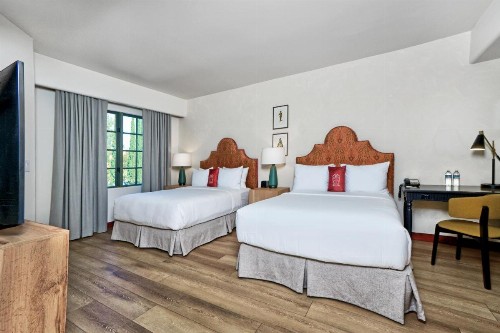 Hotel Los Gatos - image 40