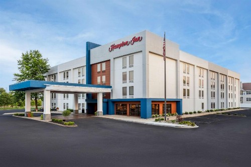 Hampton Inn Louisville Airport Fair/Expo Center - image 1
