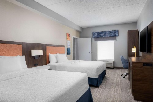 Hampton Inn Louisville Airport Fair/Expo Center - image 15