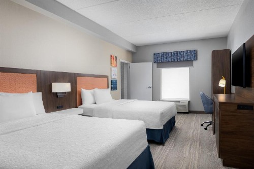 Hampton Inn Louisville Airport Fair/Expo Center - image 19