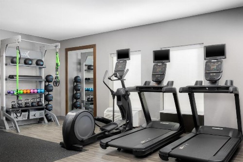Hampton Inn Louisville Airport Fair/Expo Center - image 33