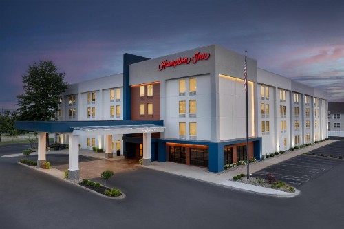 Hampton Inn Louisville Airport Fair/Expo Center - image 45