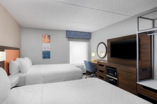 Hampton Inn Louisville Airport Fair/Expo Center - image 49