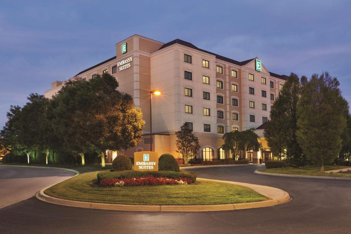 Embassy Suites by Hilton Louisville East - main image