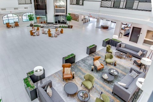 Embassy Suites by Hilton Louisville East - image 17