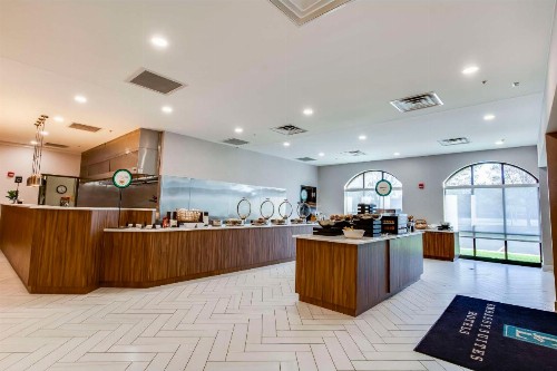 Embassy Suites by Hilton Louisville East - image 45