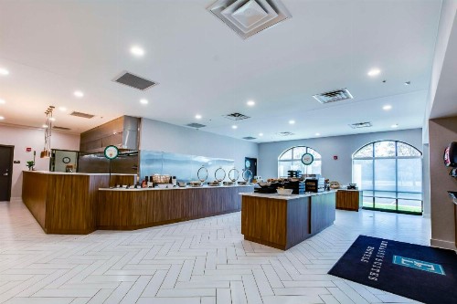 Embassy Suites by Hilton Louisville East - image 46