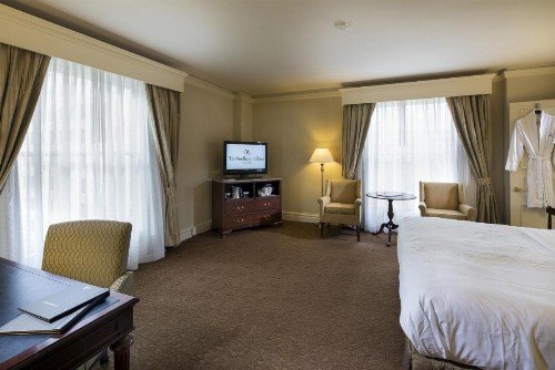 The Seelbach Hilton Louisville - image 22