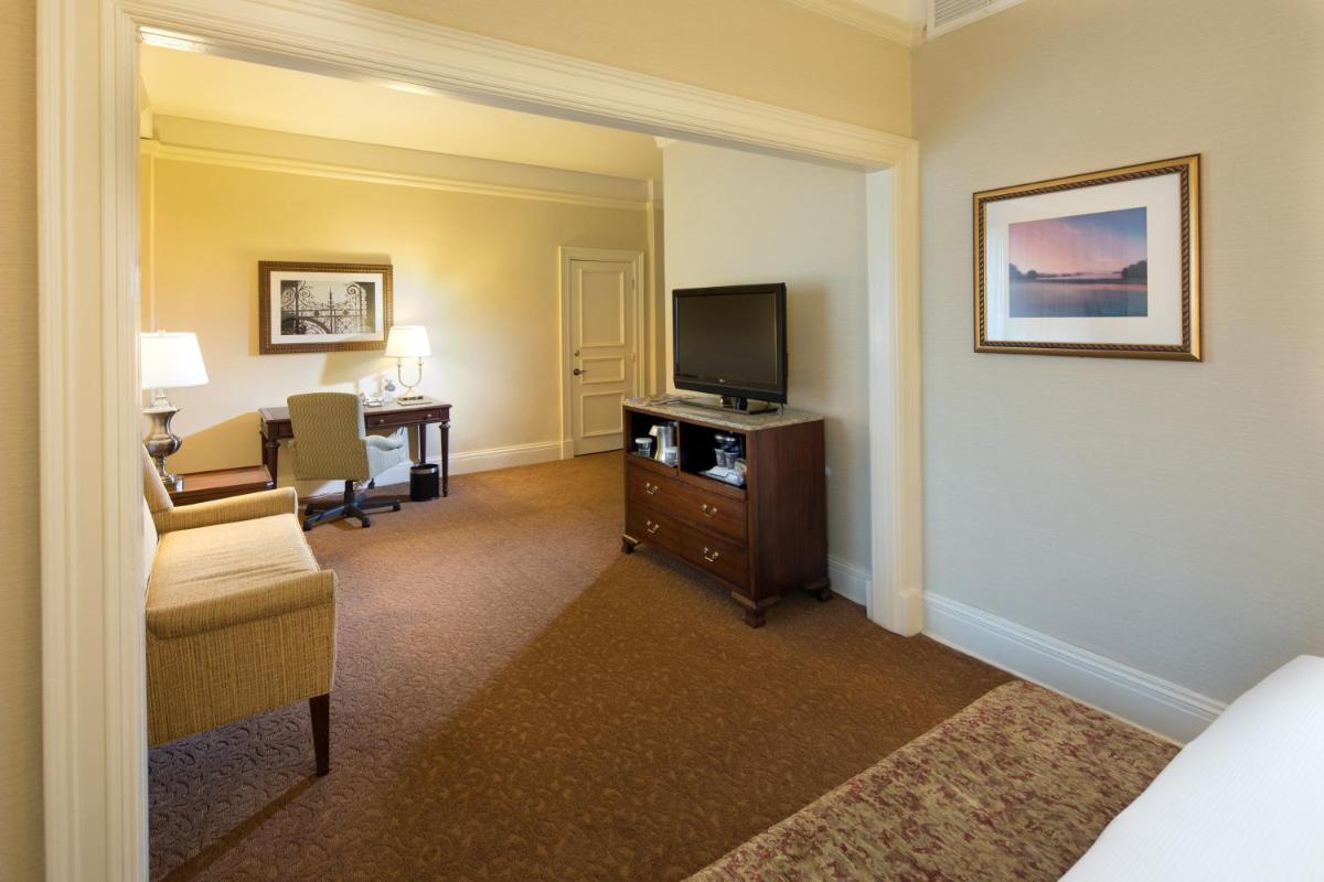 The Seelbach Hilton Louisville - image 4