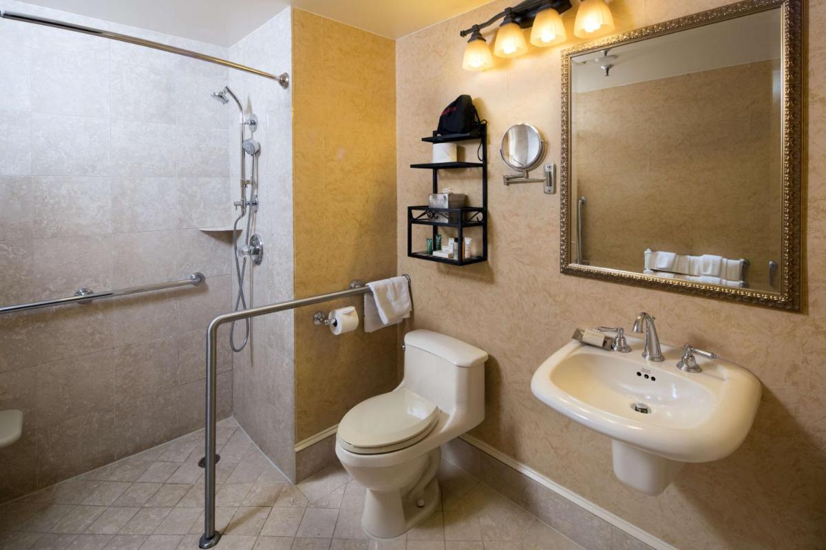 The Seelbach Hilton Louisville - image 5