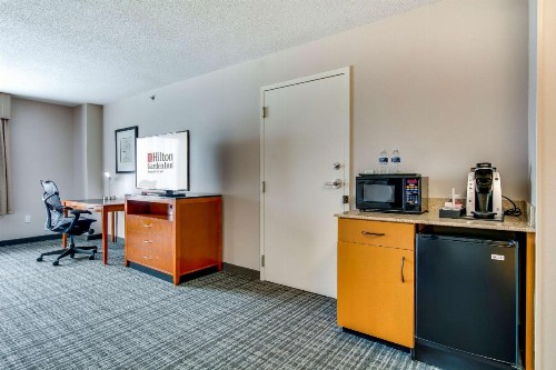 Hilton Garden Inn Louisville Airport - image 11