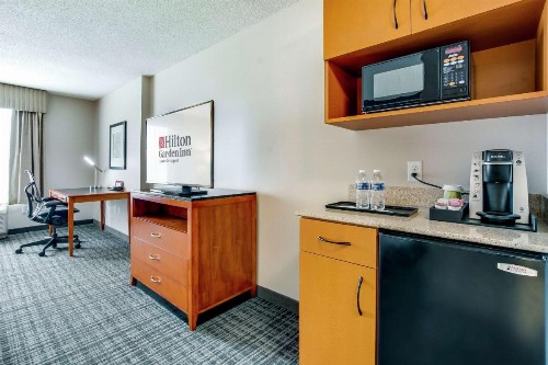 Hilton Garden Inn Louisville Airport - image 14