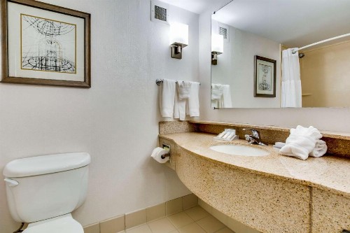 Hilton Garden Inn Louisville Airport - image 21
