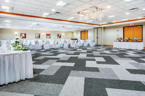 Hilton Garden Inn Louisville Airport - image 22
