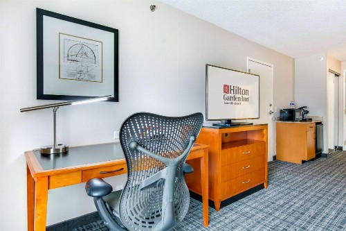 Hilton Garden Inn Louisville Airport - image 42