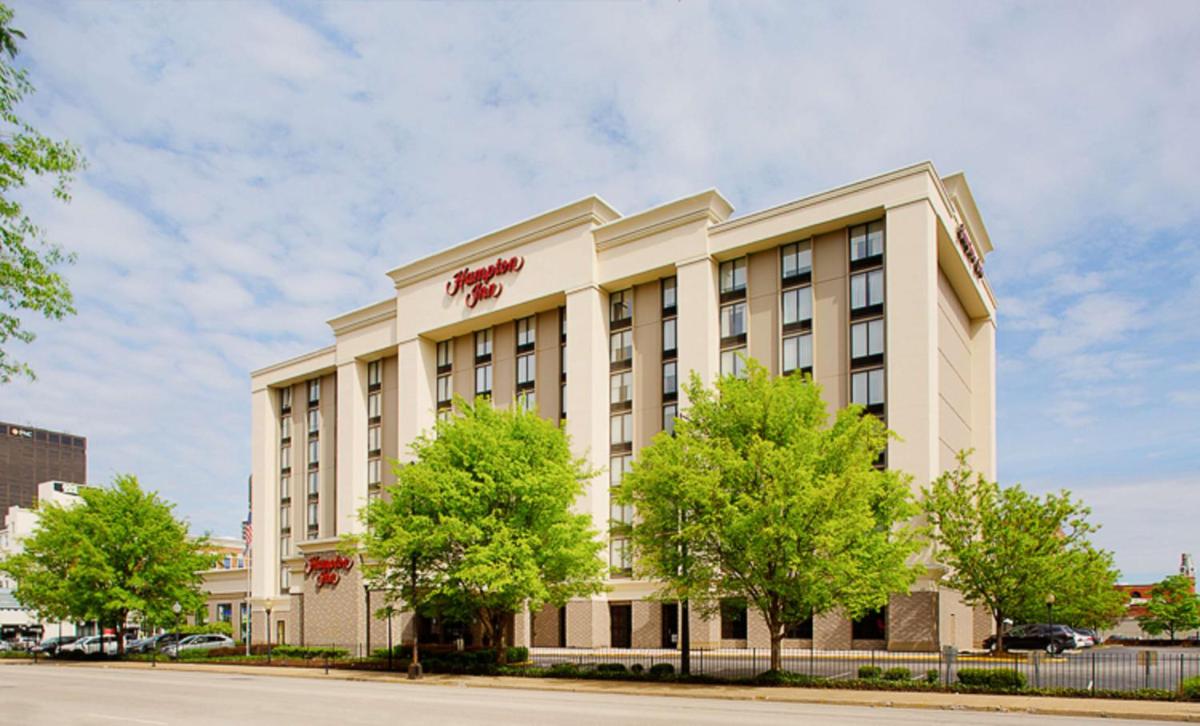 Hampton Inn Louisville Downtown - main image