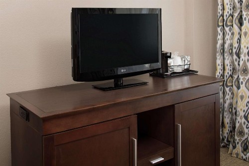 Hampton Inn Louisville Downtown - image 13