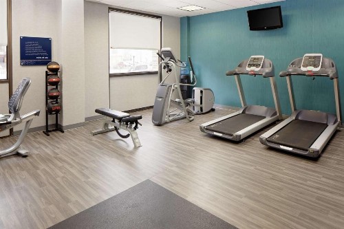 Hampton Inn Louisville Downtown - image 15