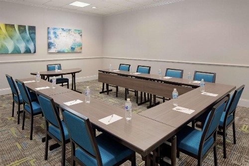 Hampton Inn Louisville Downtown - image 33