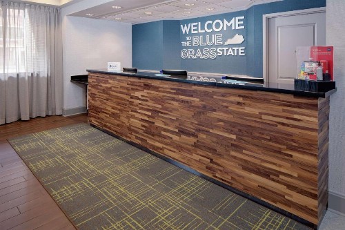 Hampton Inn Louisville Downtown - image 41