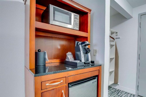 Hilton Garden Inn Louisville-Northeast - image 19