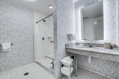 Hilton Garden Inn Louisville-Northeast - image 22