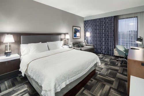 Hampton Inn Louisville Northeast - image 27