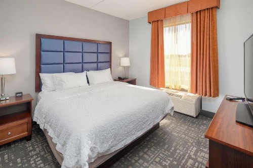 Hampton Inn Louisville Northeast - image 31