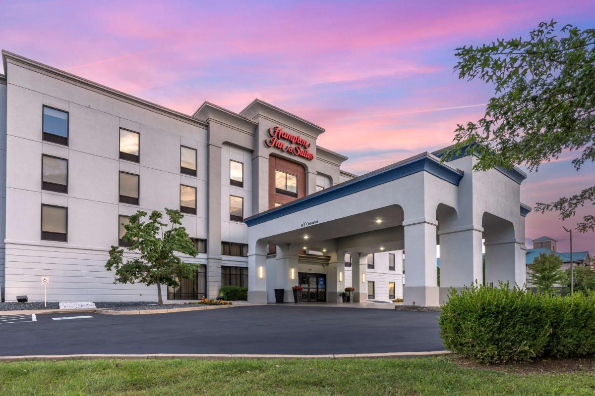 Hampton Inn & Suites Louisville East - main image