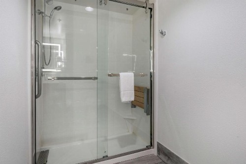 Hampton Inn & Suites Louisville East - image 14