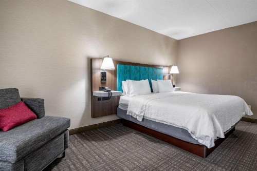 Hampton Inn & Suites Louisville East - image 24
