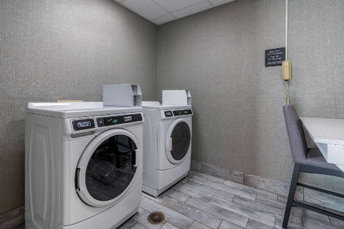 Hampton Inn & Suites Louisville East - image 34