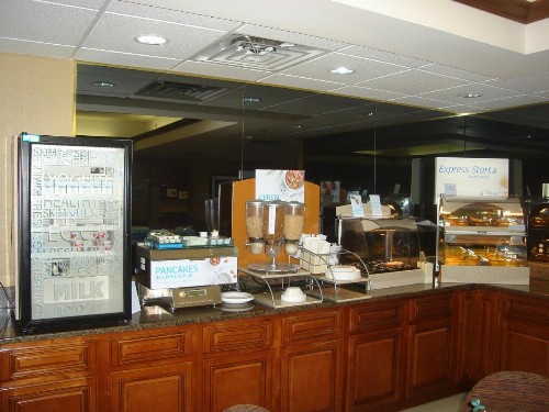 Holiday Inn Express Louisville Northeast an IHG Hotel - image 11