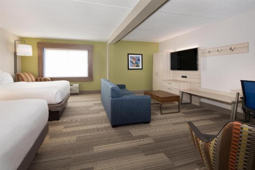 Holiday Inn Express Louisville Northeast an IHG Hotel - image 33