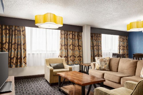 Holiday Inn Louisville East - Hurstbourne an IHG Hotel - image 17
