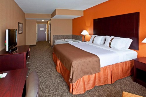 Holiday Inn Louisville Airport South an IHG Hotel - image 34