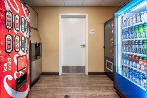 Comfort Inn Southwest Louisville - image 17