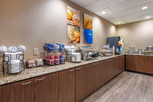 Comfort Inn Southwest Louisville - image 9